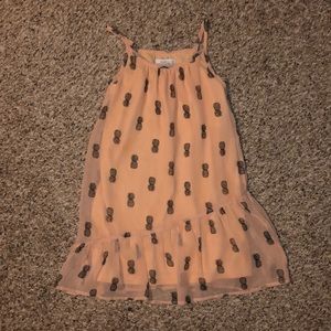 Girls dress size “S” Very cute. Like New